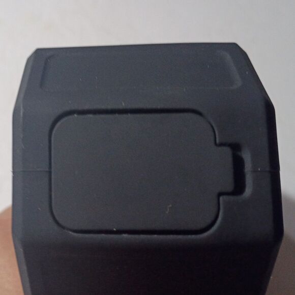 Altec Lansing Jacket H20 4 Black Portable Rugged Floating Bluetooth Speaker - Picture 10 of 12